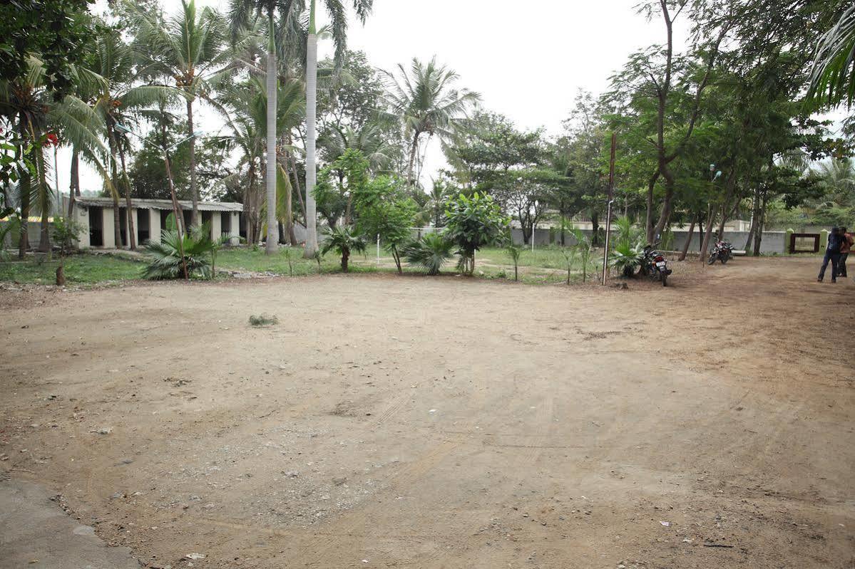 Collection O Ammayi Hotels & Resorts Tiruvannāmalai Exterior foto